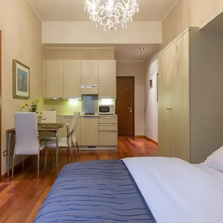 Comfortable Behind Arena Di Apartment *